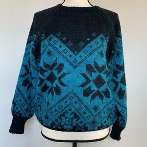 Vintage 70’s tribal knit sweater